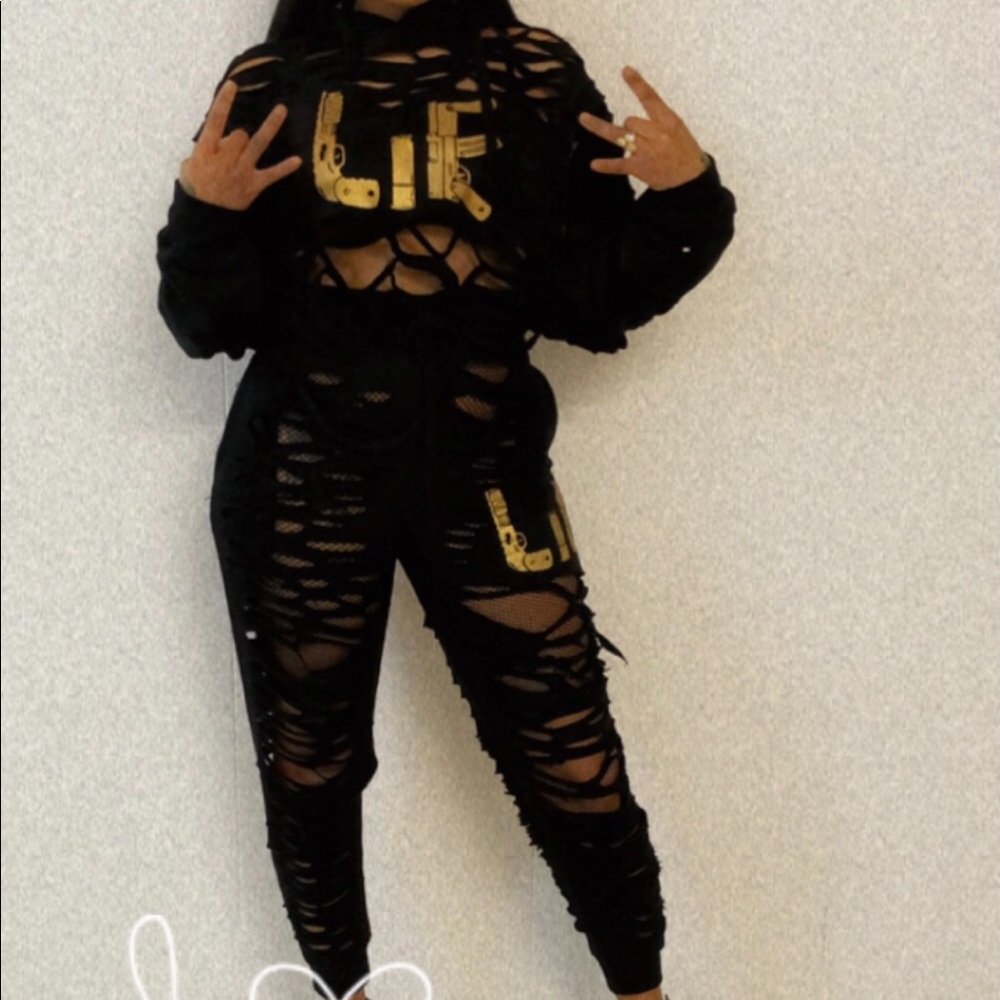L.I.E DESTROYED SWEATSUIT